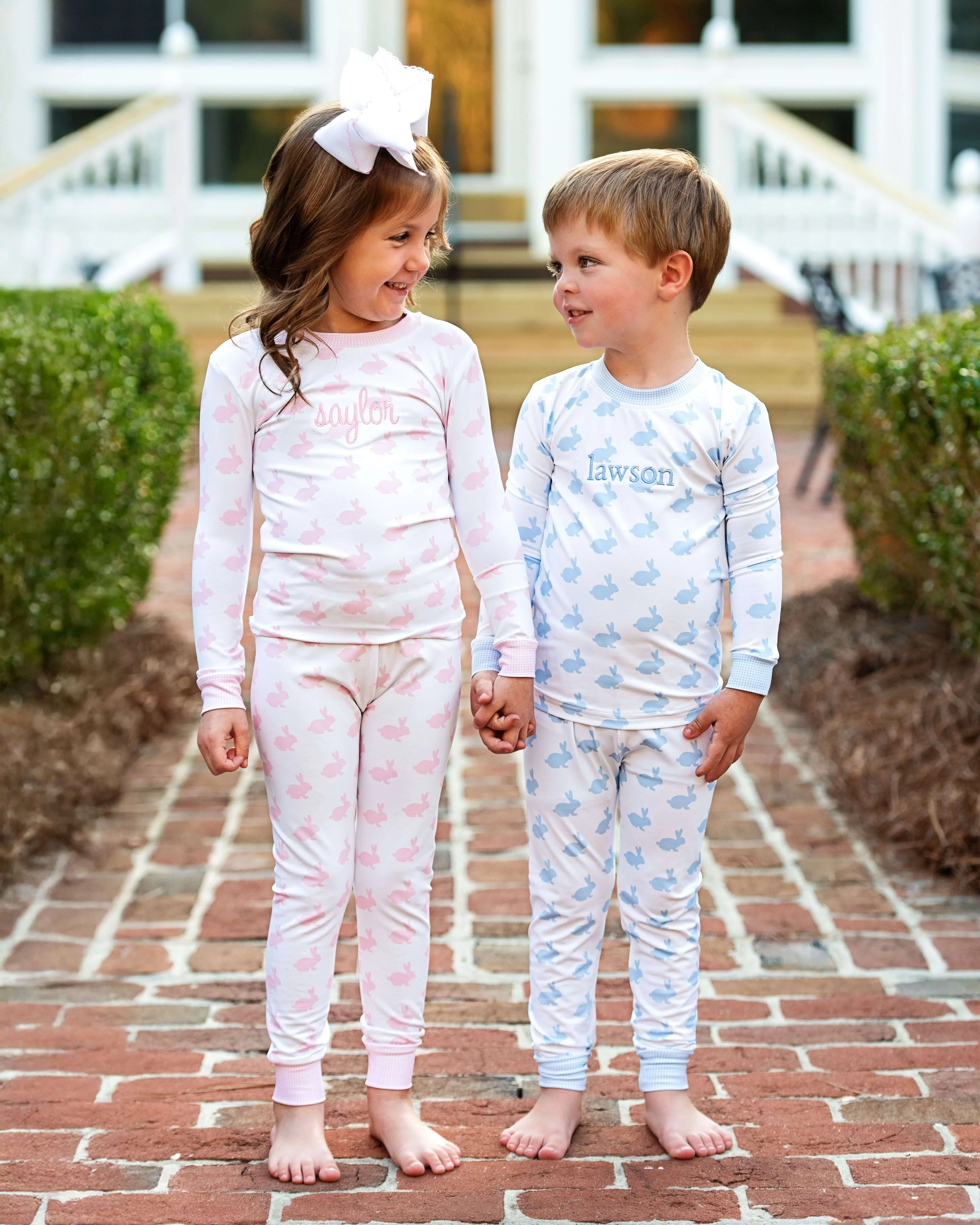 Blue And White Bunny Print Knit Pajamas - Image 2