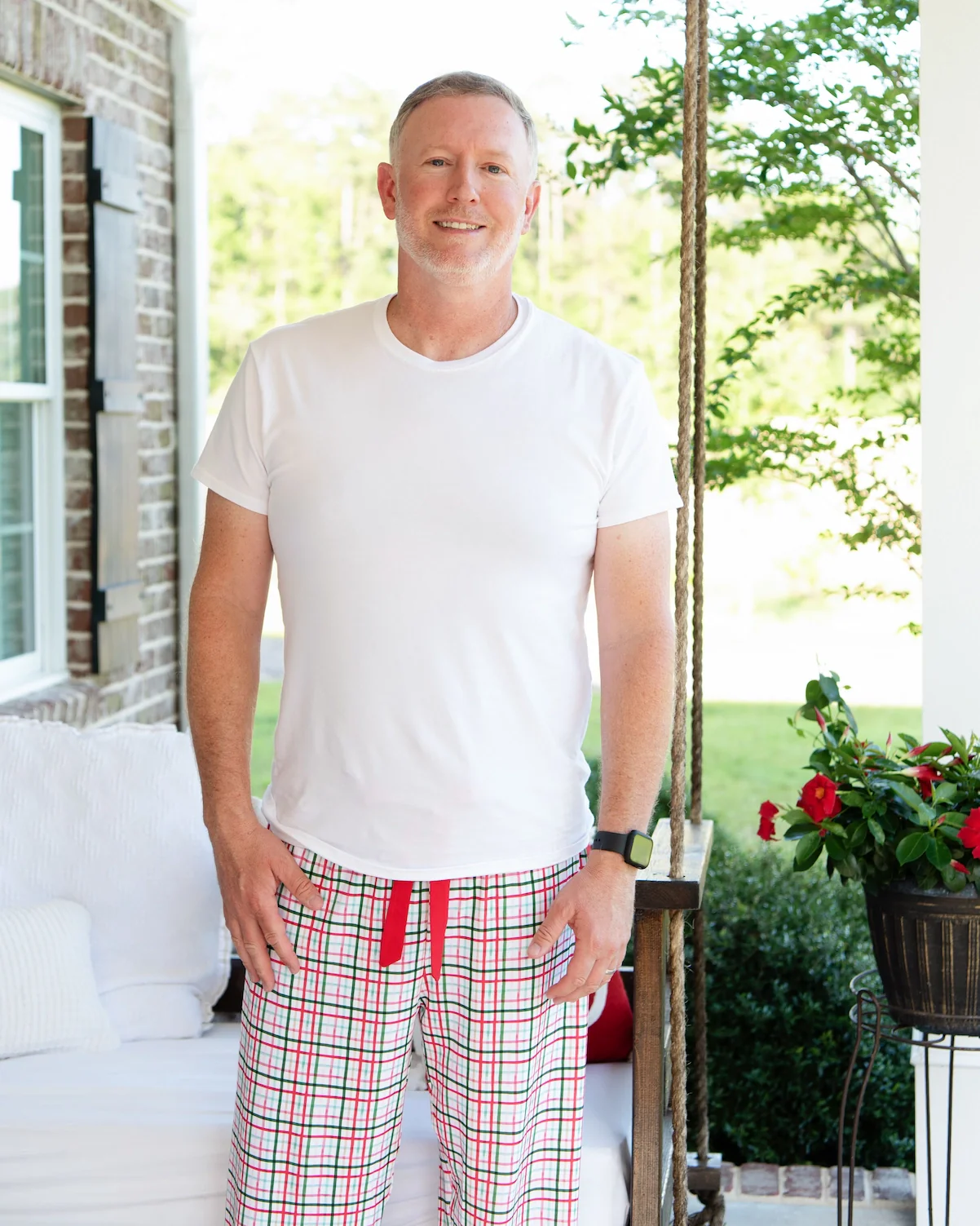 Men's Red and Green Plaid Windowpane Knit Pajama Pants - Image 2
