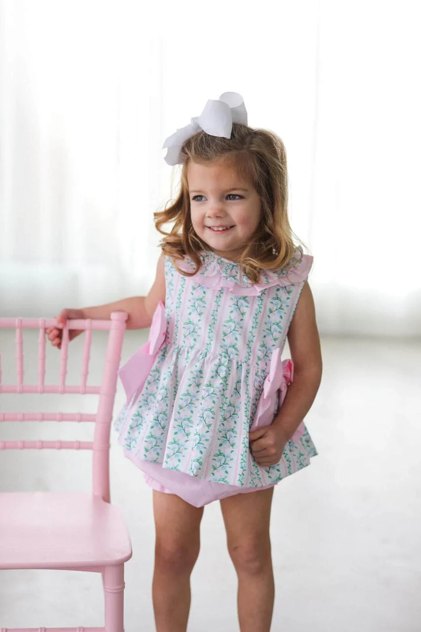 Pink And Green Floral Vines Diaper Set - Image 3